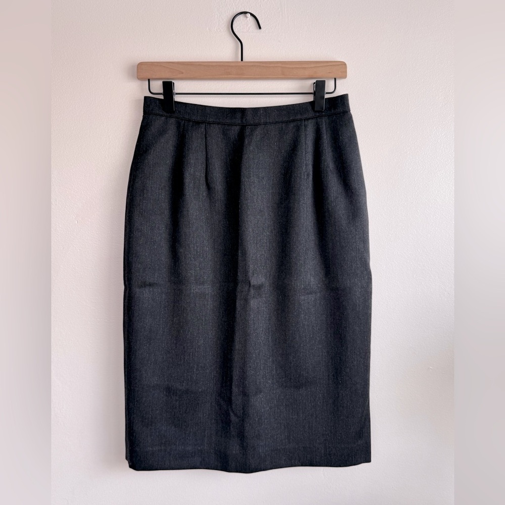 VTG 100% Wool Charcoal Gray Lined Pencil Skirt, Back Slit - Size: Medium 4 / 6